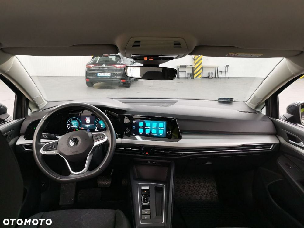 Volkswagen Golf - 11