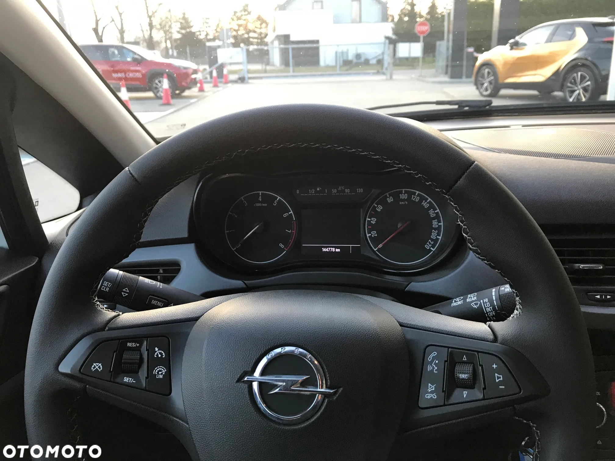 Opel Corsa 1.4 T Enjoy S&S - 17