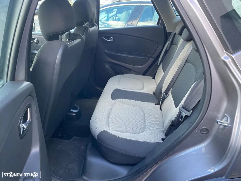 Renault Captur 1.5 dCi - 9