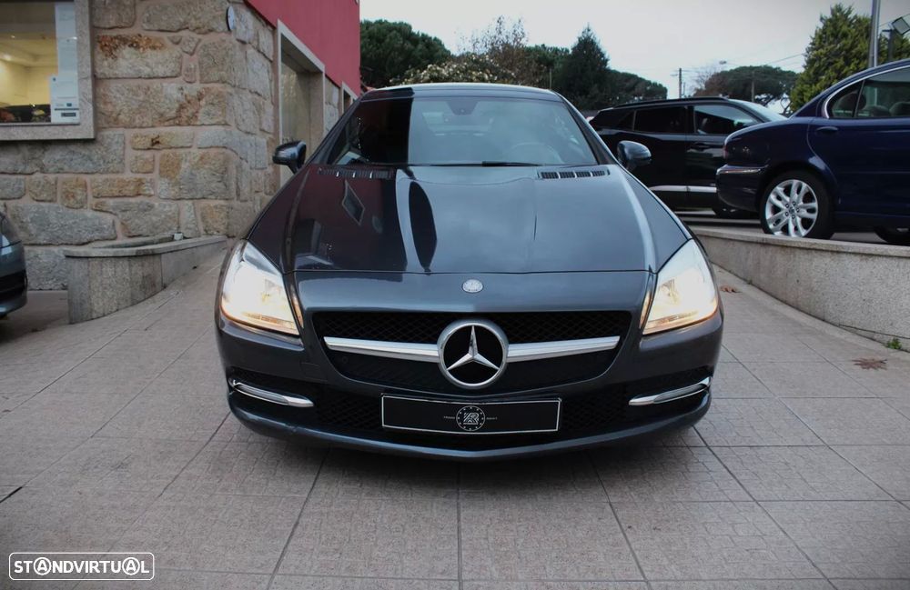 Mercedes-Benz SLK 200 (BlueEFFICIENCY) 7G-TRONIC - 24