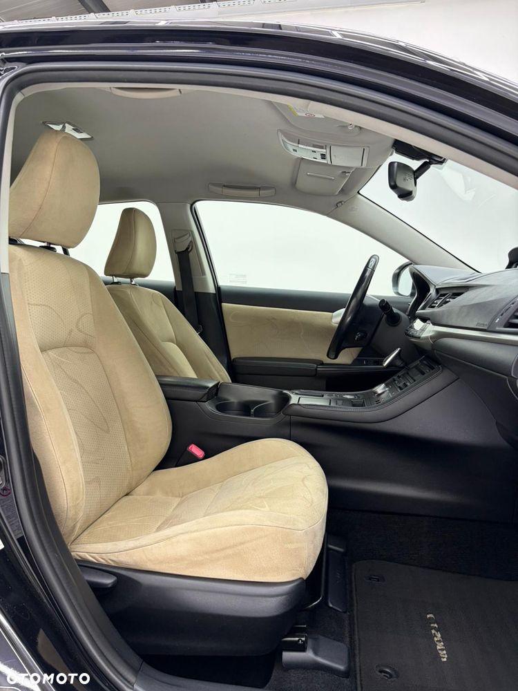 Lexus CT 200h Elegance - 17