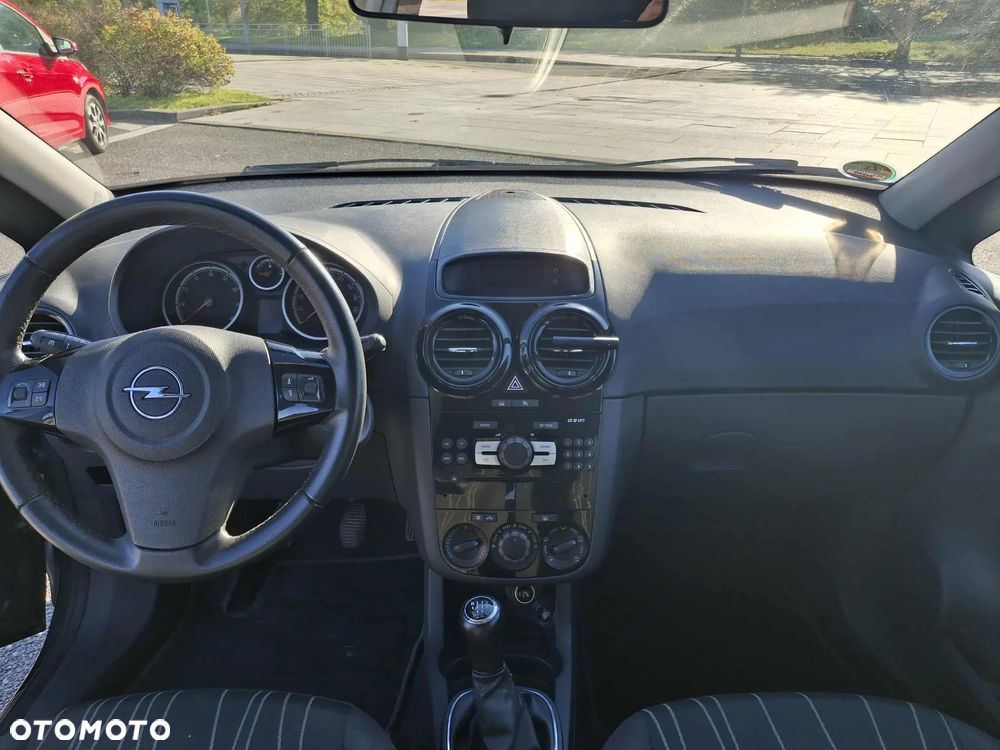 Opel Corsa 1.4 16V Color Edition - 5