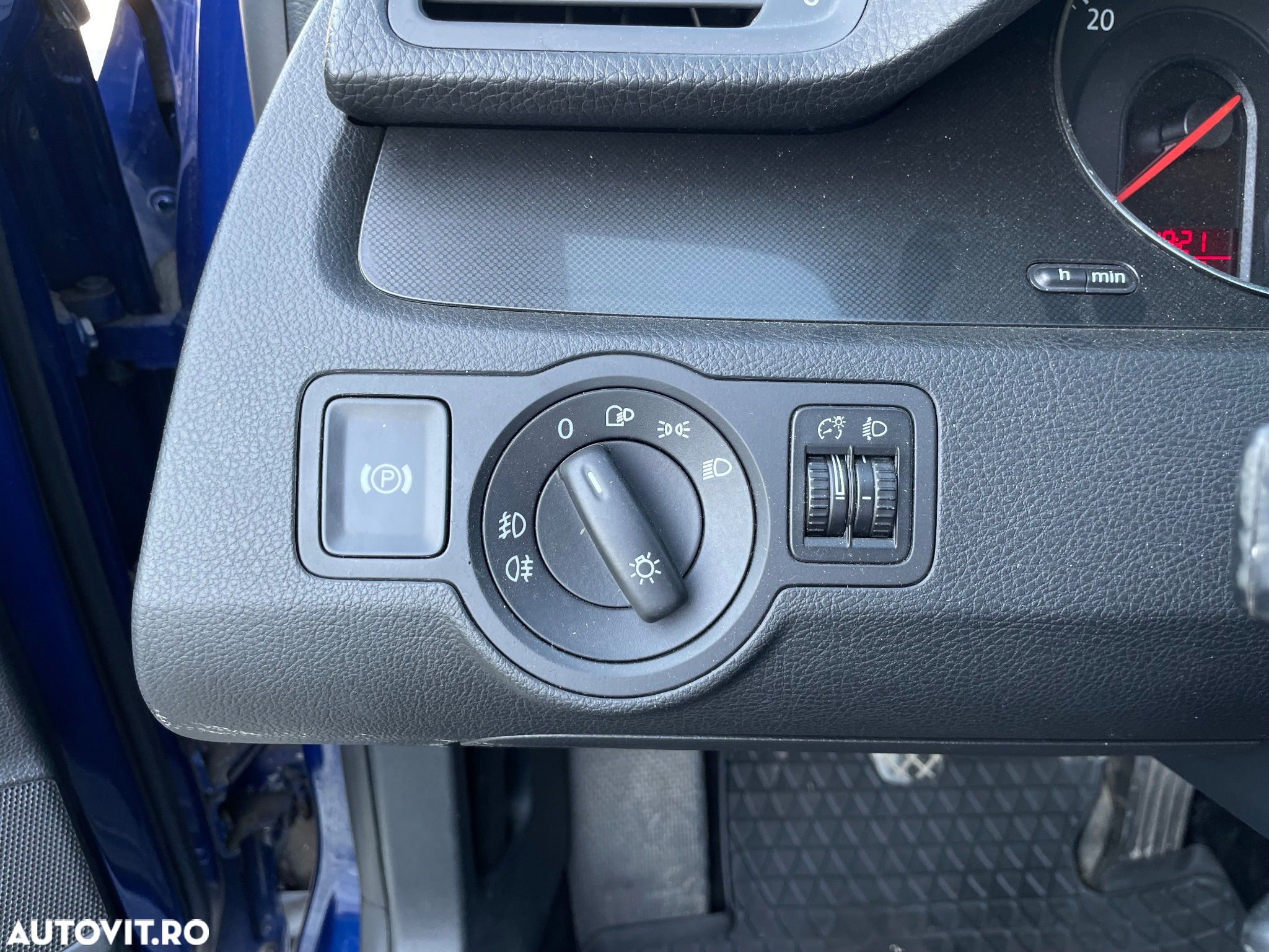 Volkswagen Passat - 20