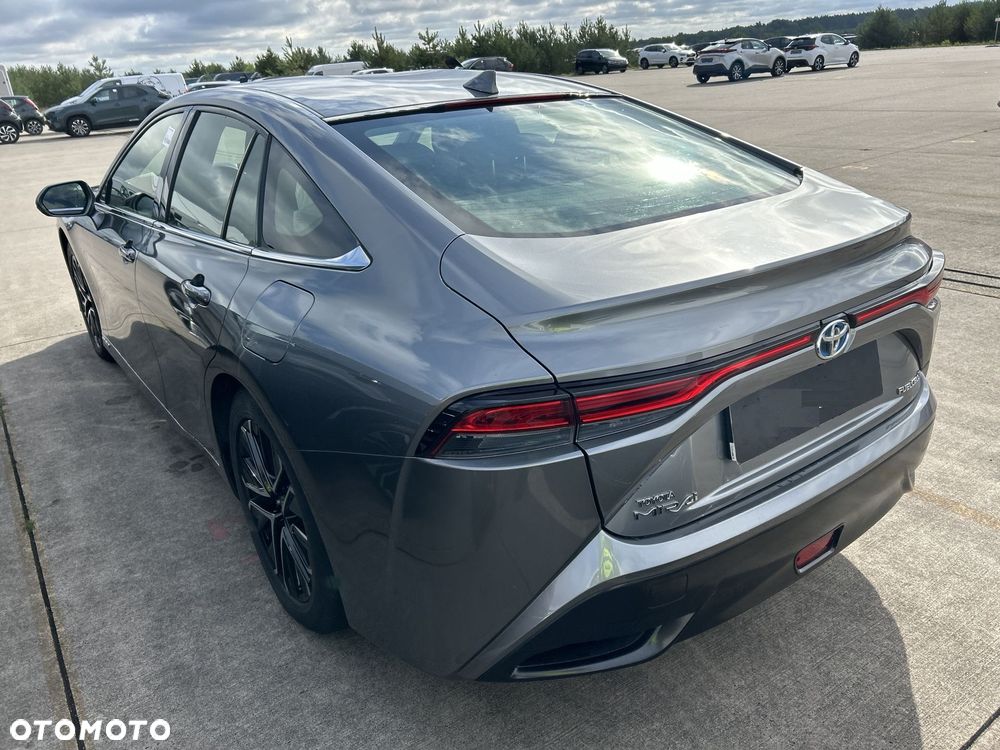 Toyota Mirai Prestige - 4