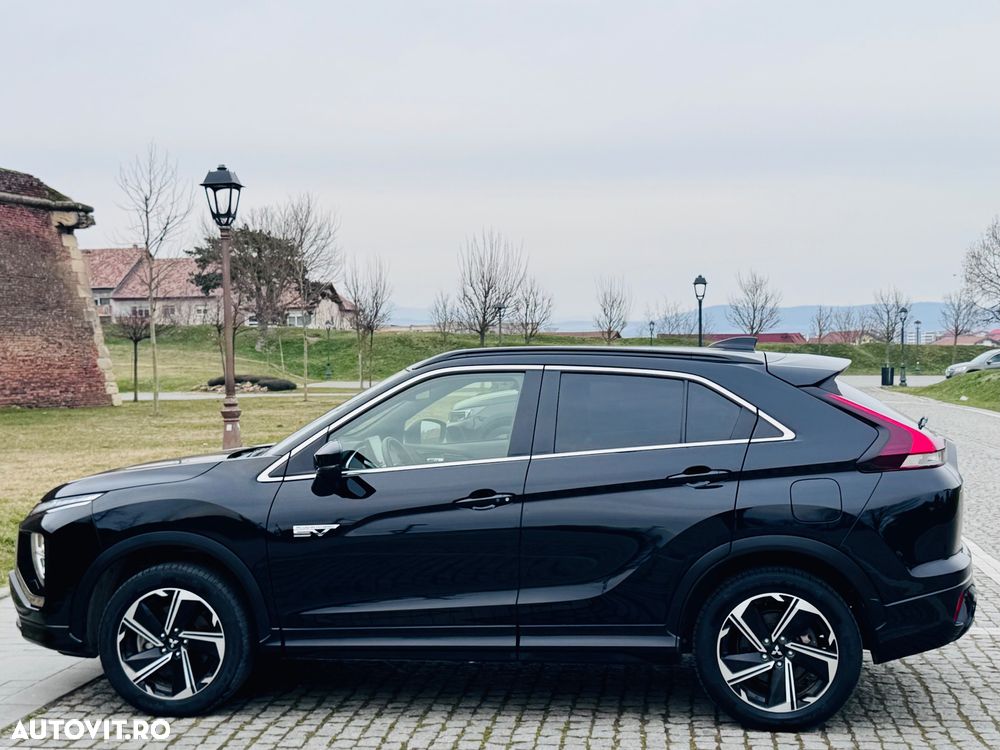 Mitsubishi Eclipse-Cross - 5