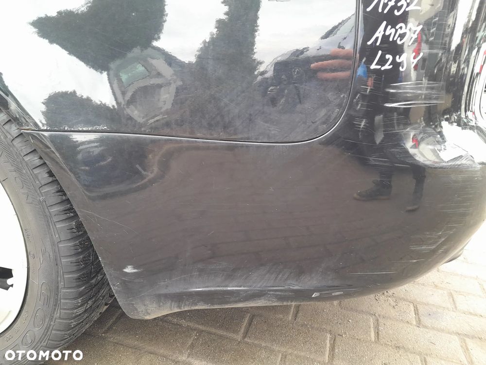 AUDI A4 B7 ZDERZAK TYLNY TYŁ 2 RURKA KOLOR: LZ9Y - 9