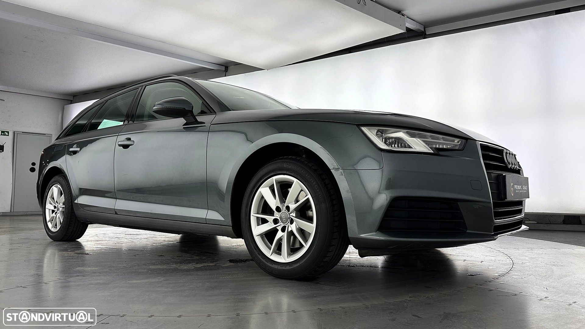Audi A4 Avant 2.0 TDI Advance - 17