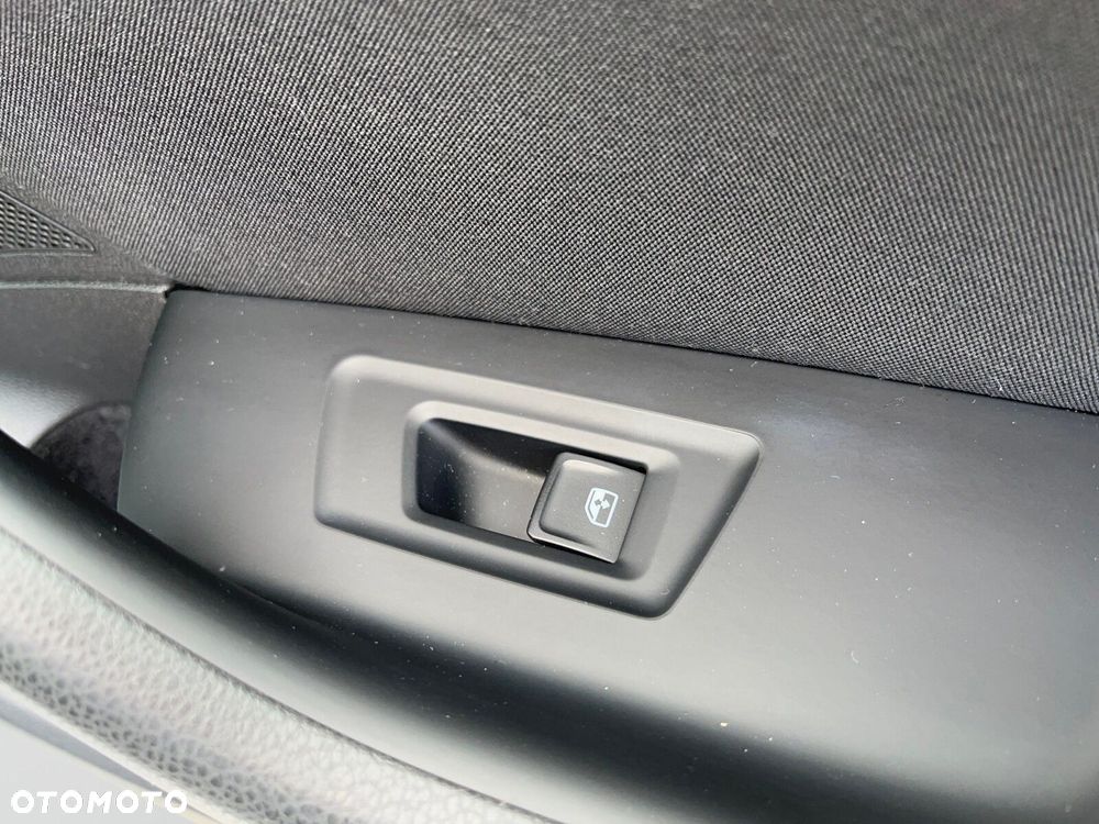 Volkswagen Passat - 20