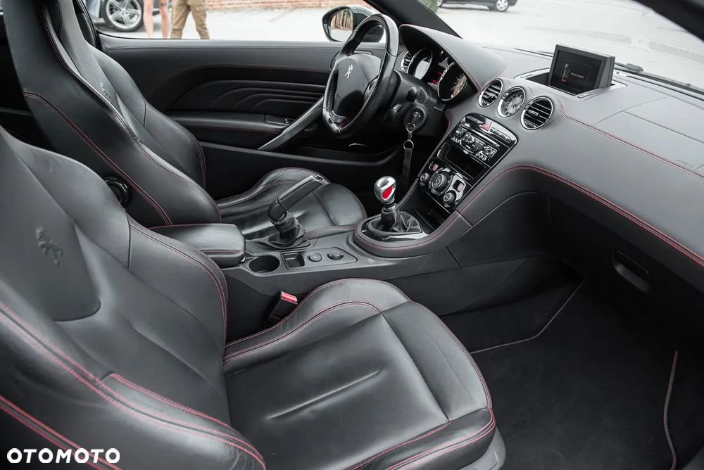 Peugeot RCZ 2.0 HDi FAP 160 GT-Line - 24