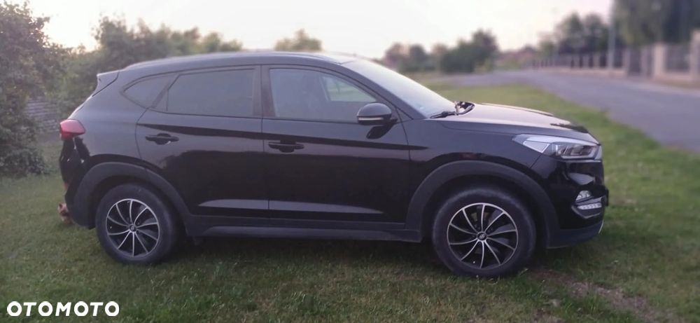 Hyundai Tucson blue 1.6 GDi 2WD Navi - 8