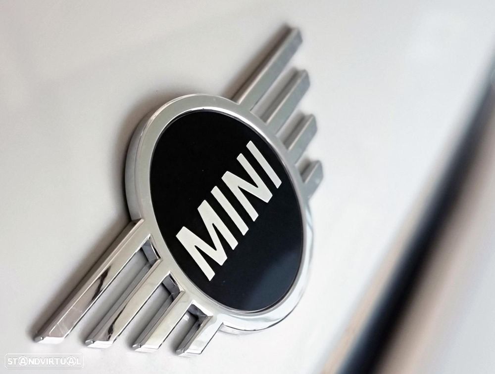 MINI Countryman Cooper SE ALL4 Auto - 52