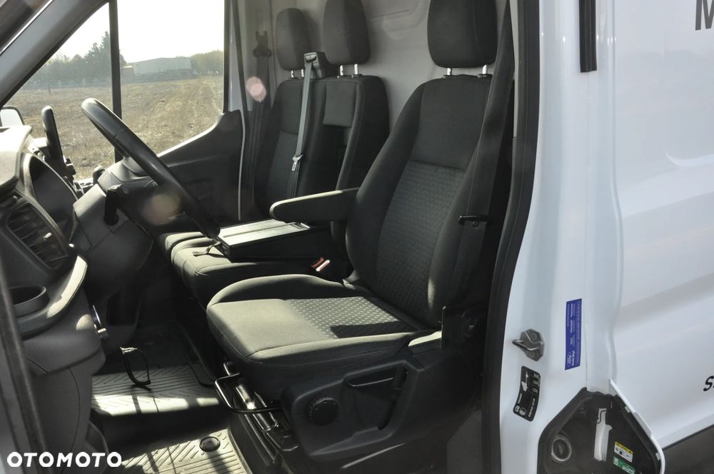 Ford Transit - 15