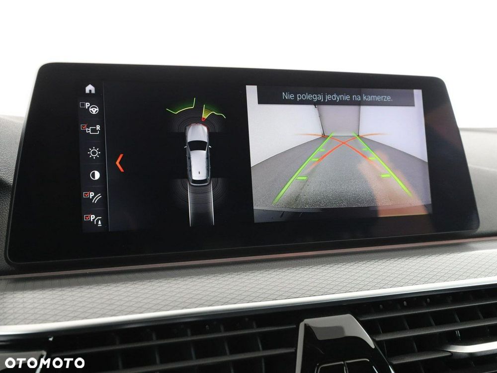 BMW Seria 5 520d xDrive M Sport Edition - 25