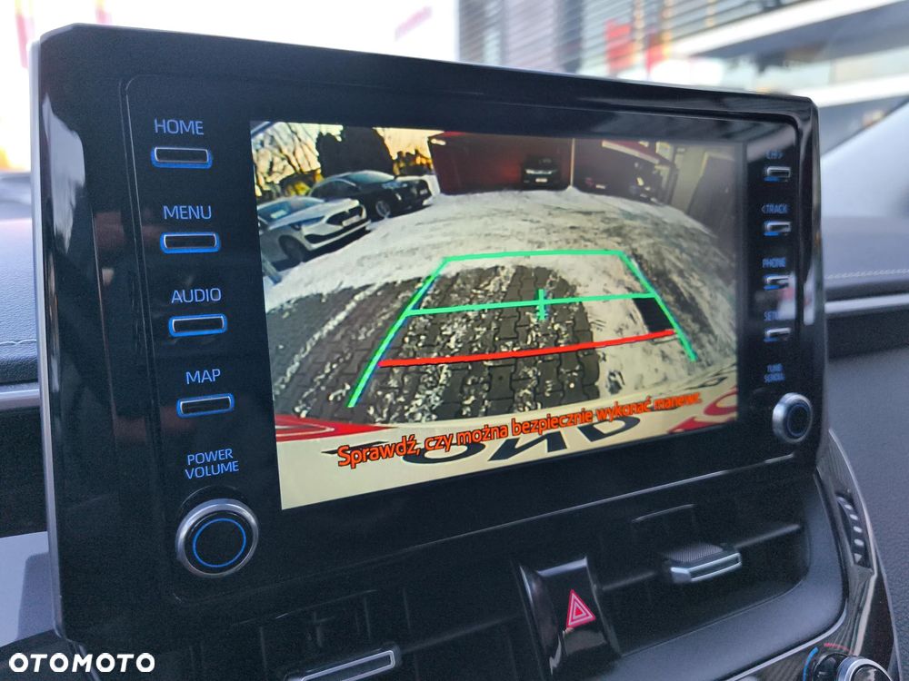 Toyota Corolla 1.8 Hybrid Executive - 28