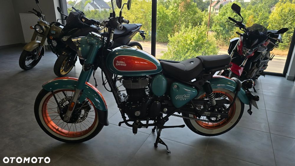 Royal Enfield Classic - 3
