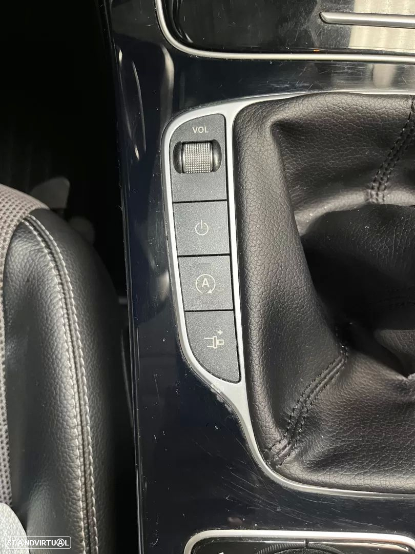 Mercedes-Benz C 180 Standard - 36