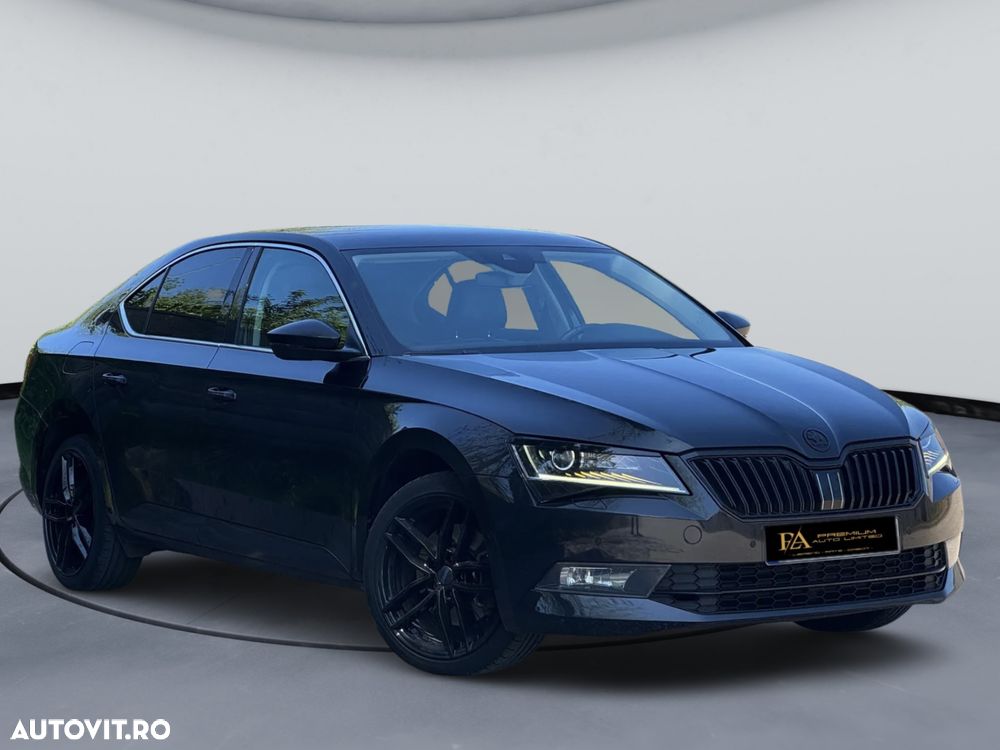 Skoda Superb 2.0 TDI DSG Premium Edition - 1