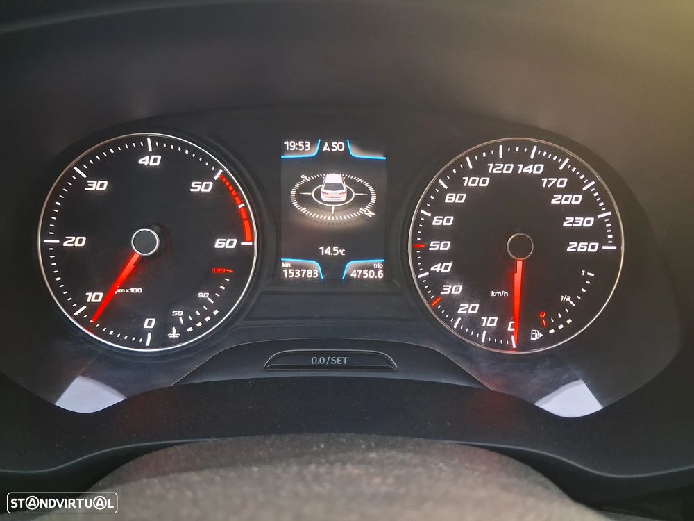 SEAT Leon 1.6 TDI Reference Ecomotive - 8