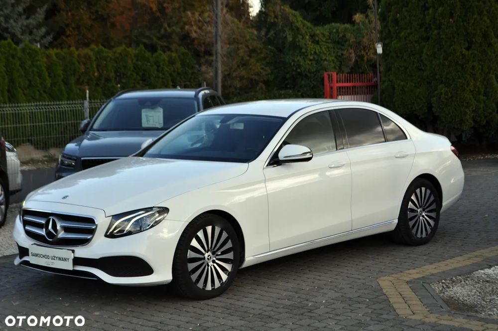 Mercedes-Benz Klasa E 200 d 9G-TRONIC - 3