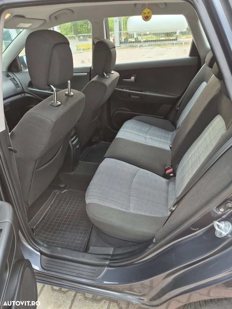 Kia Ceed 1.4 CVVT Attract - 12