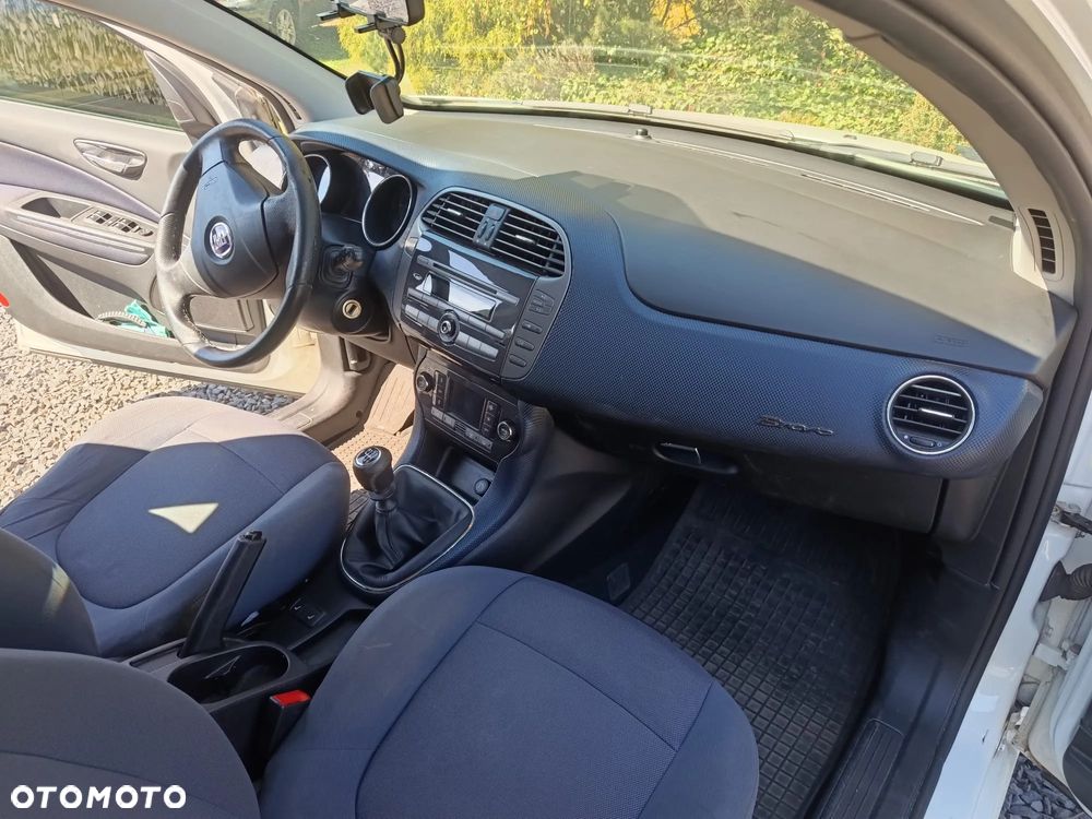 Fiat Bravo 1.4 T-JET 16V Street - 12