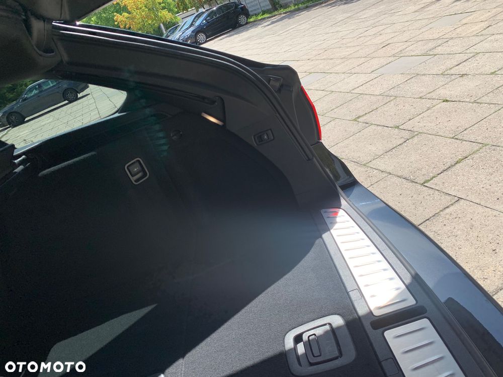 BMW Seria 5 520d M Sport - 18