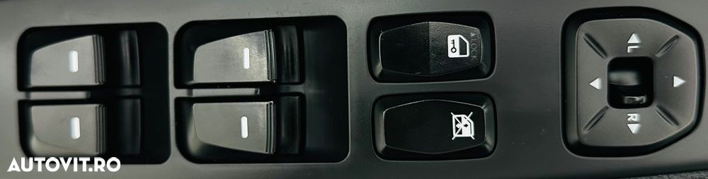 Hyundai ix35 1.7 CRDI 2WD blue Style - 11