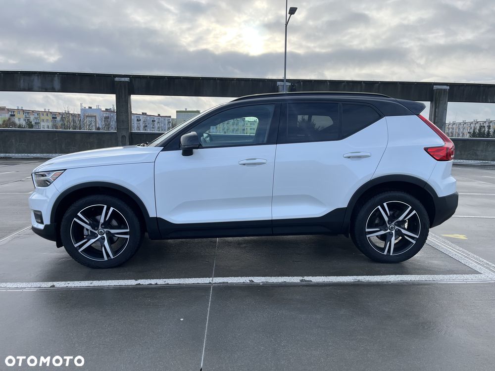 Volvo XC 40 T5 AWD R-Design - 25