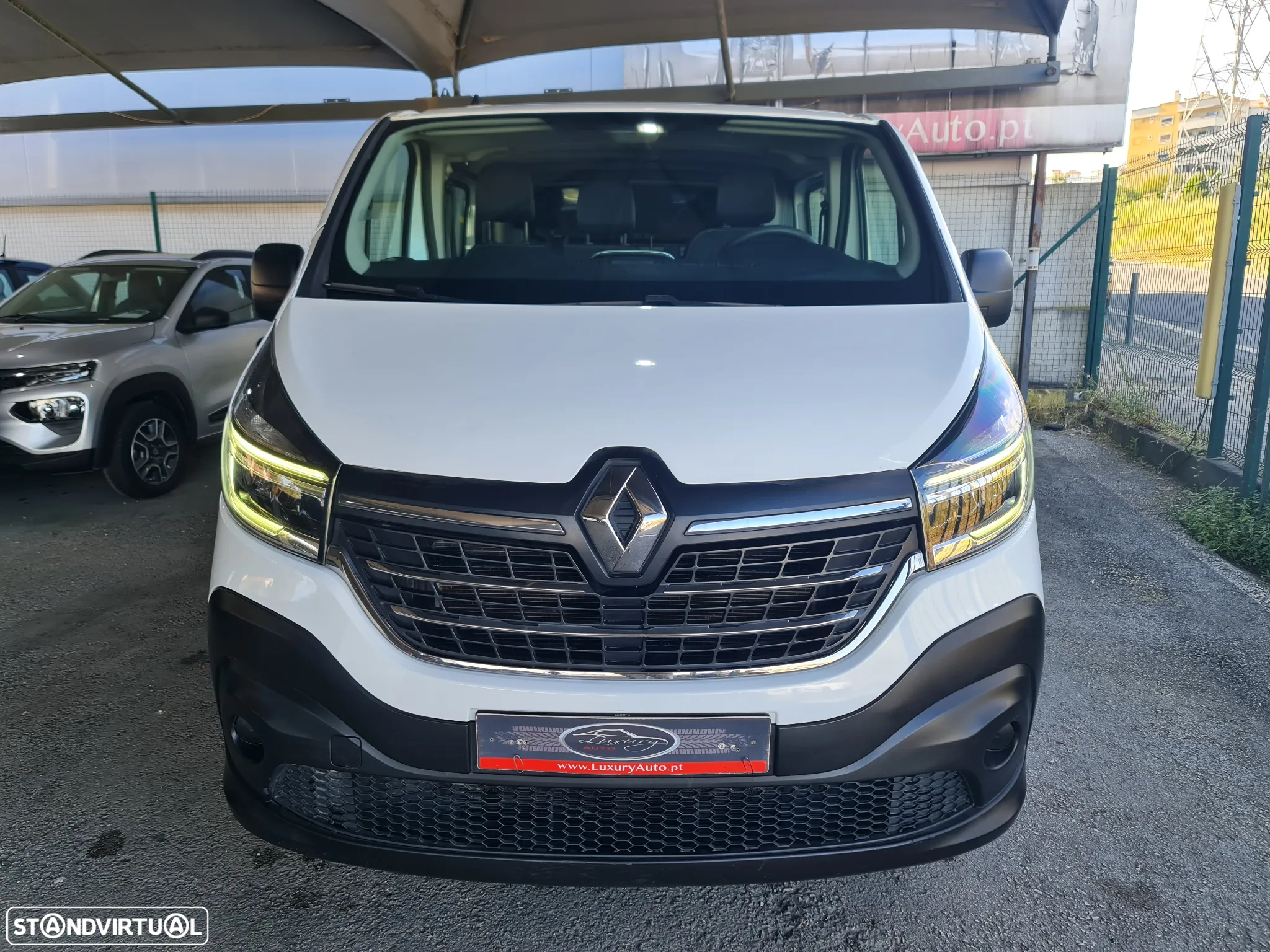 Renault TRAFIC 2.0 Dci 120CV * 6 Lug /Bluetooth/ AC/ IVA DEDUTÍVEL * - 3