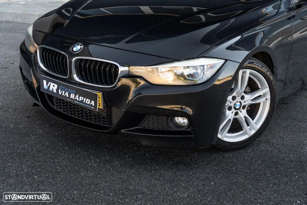 BMW 318 d Auto Line Sport - 31