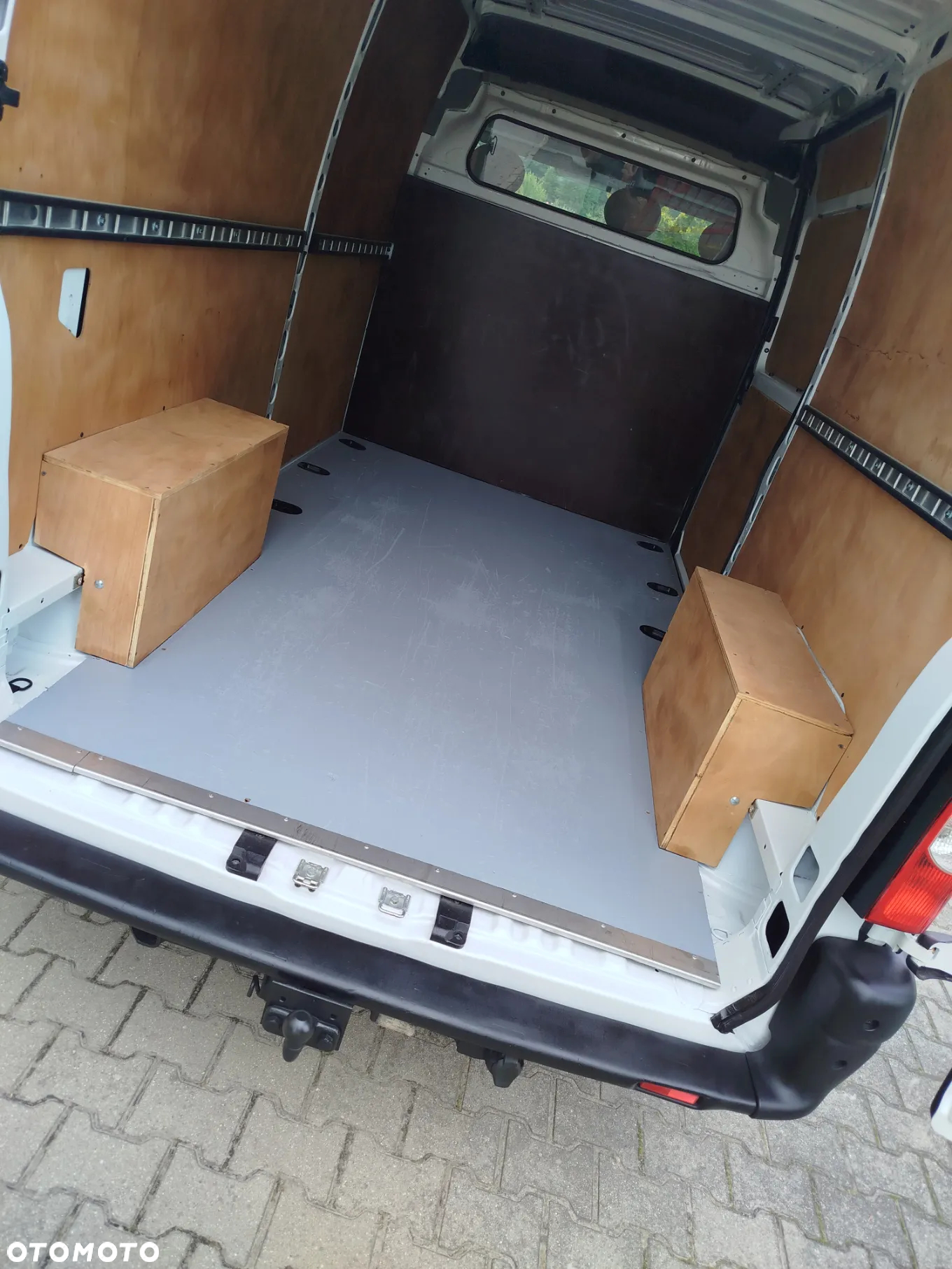 Renault Master ŚREDNIAK KLIMA HAK L2H2 - 24
