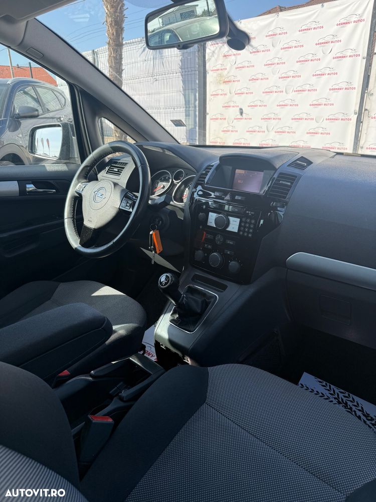 Opel Zafira - 14