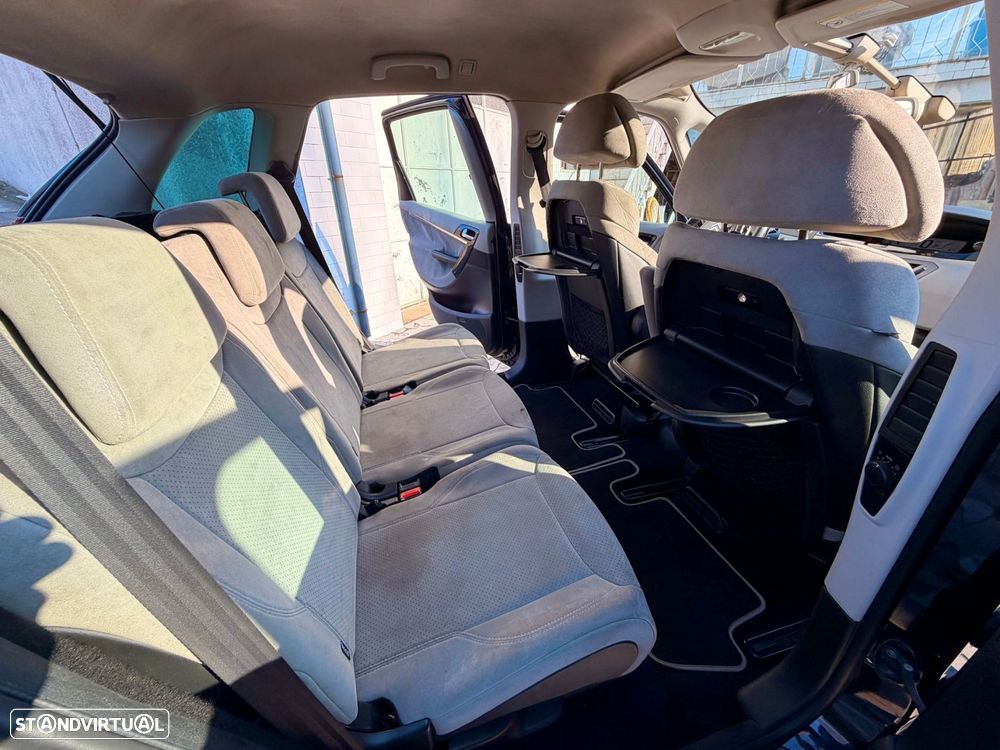 Citroën C4 Picasso 1.6 HDi Exclusive RFM CMP6 - 11