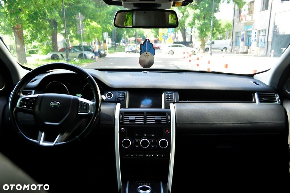 Land Rover Discovery Sport - 9