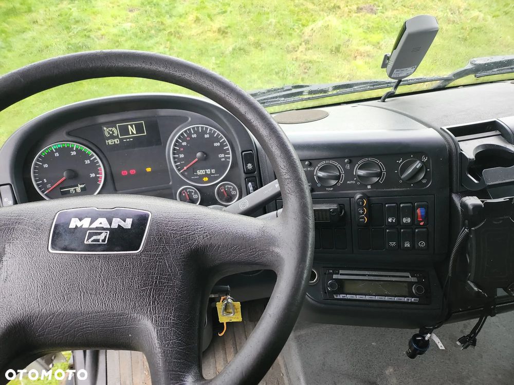 MAN TGL 12.210 - 17