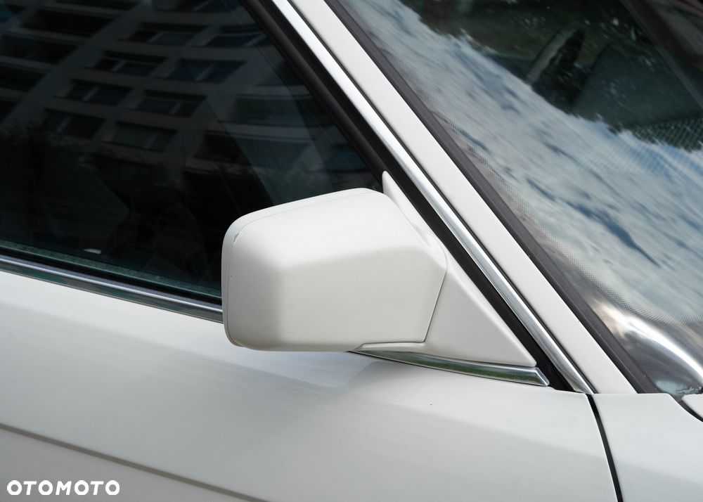BMW Seria 5 520i - 15