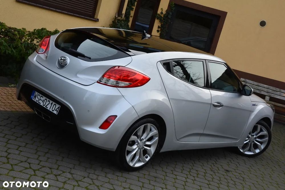 Hyundai Veloster 1.6 GDI Premium - 5