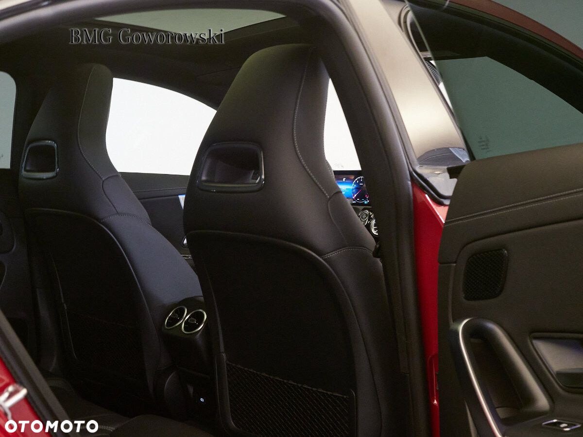 Mercedes-Benz CLA - 9