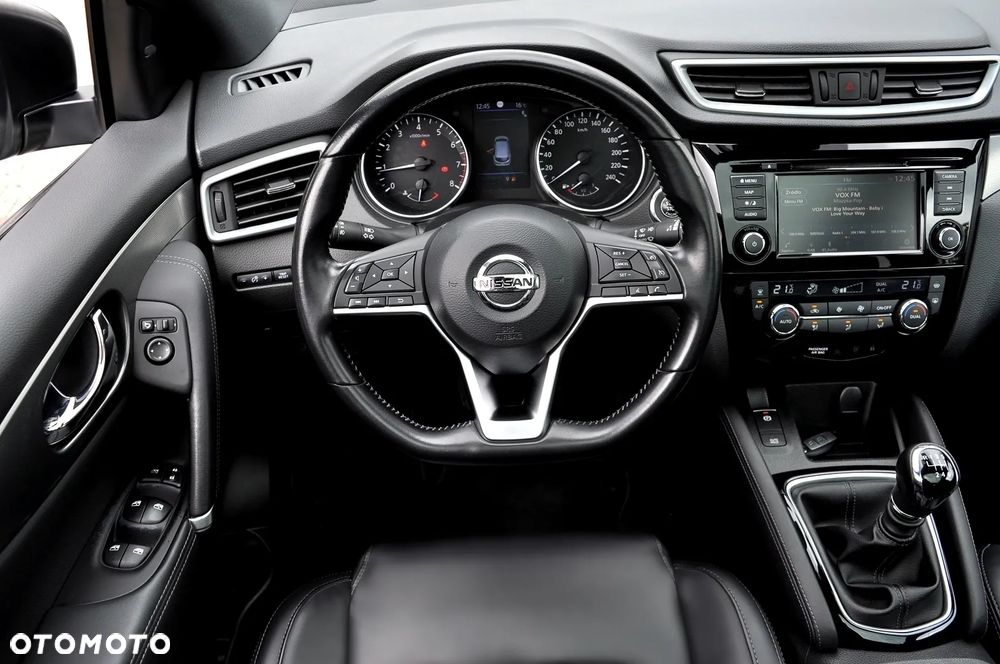 Nissan Qashqai 1.3 DIG-T Tekna - 22