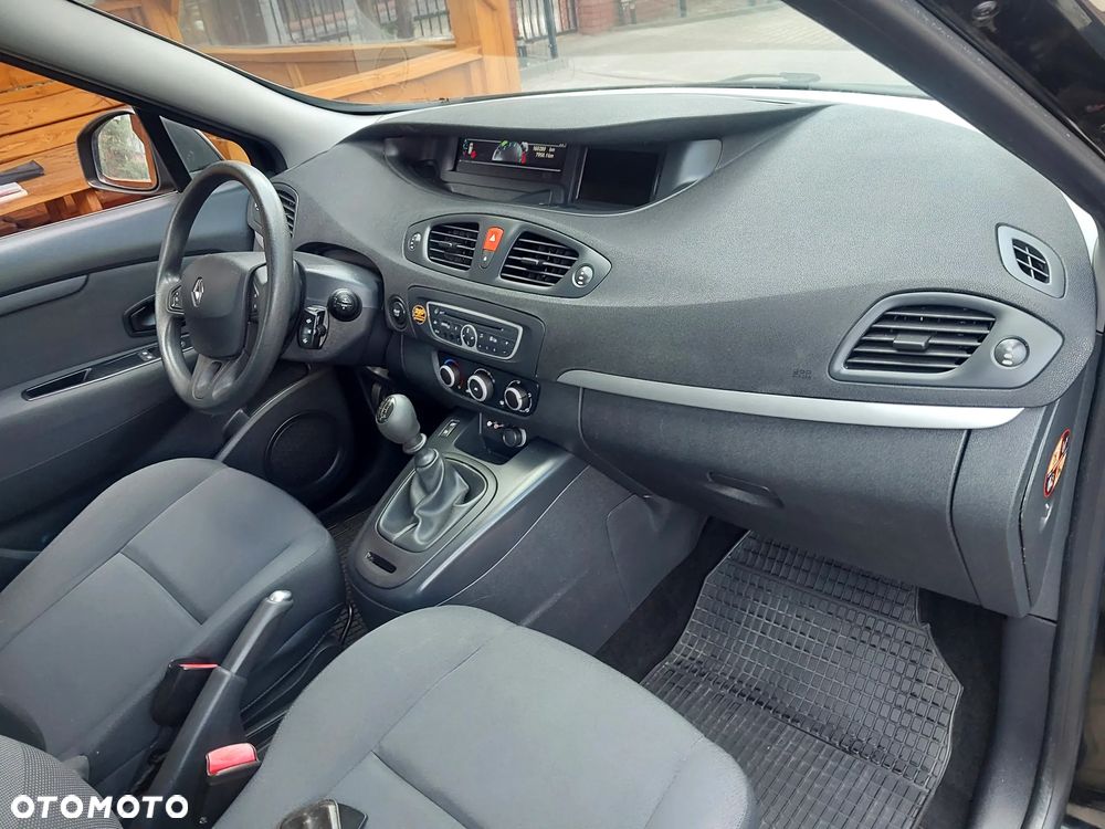 Renault Scenic 1.6 16V 110 LIMITED - 19