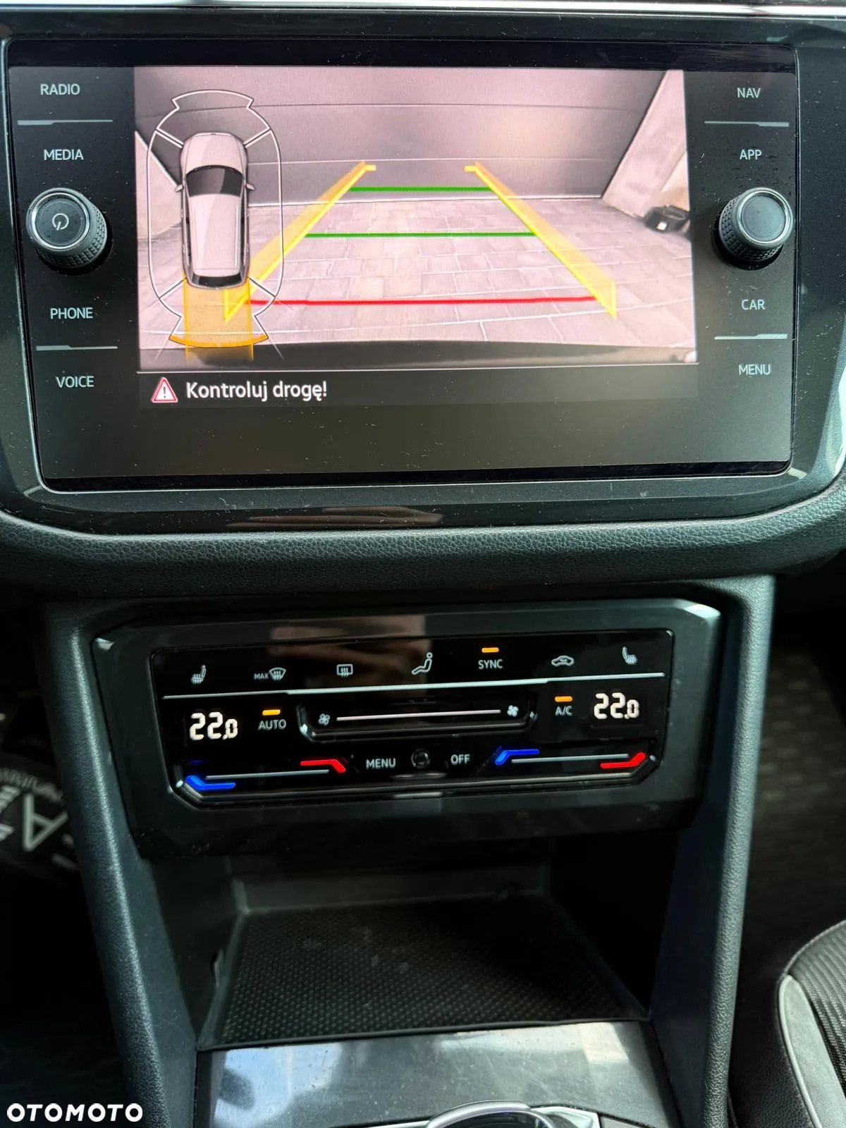 Volkswagen Tiguan 2.0 TDI SCR 4MOTION DSG R-Line - 10