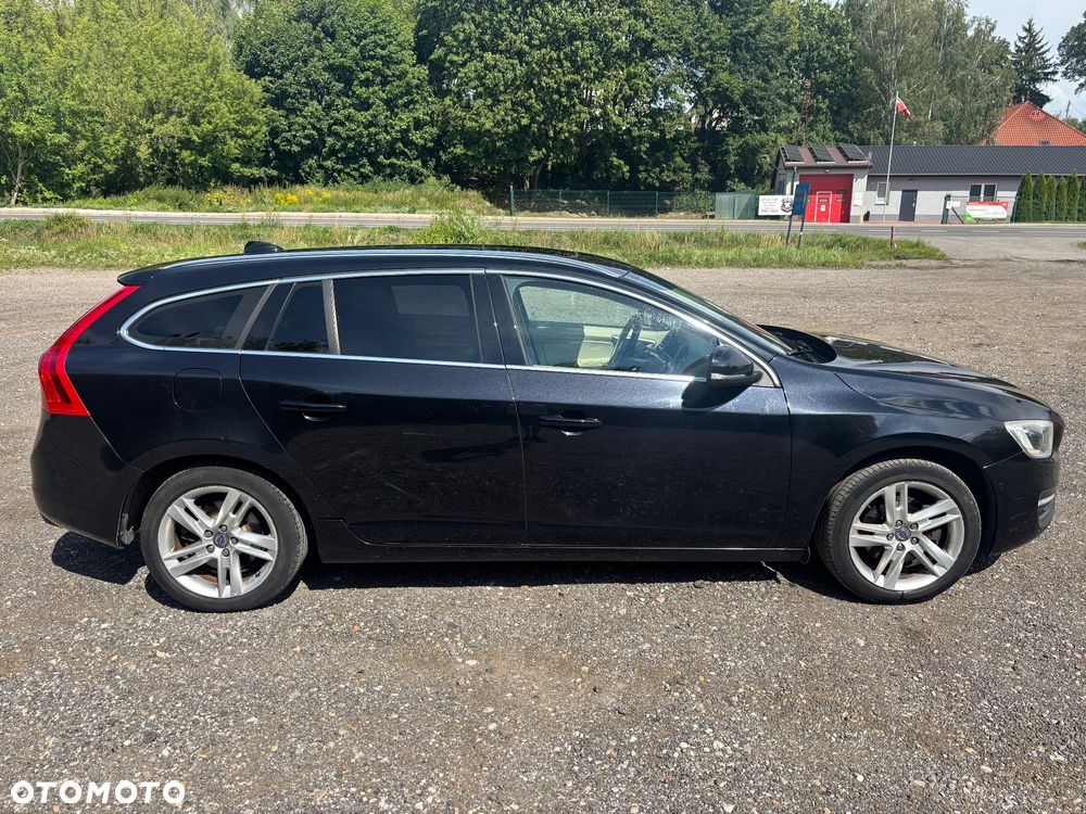 Volvo V60 - 16