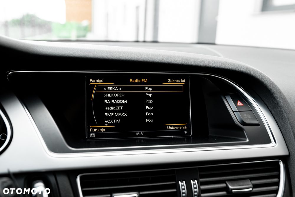 Audi A4 Avant 2.0 TDI DPF quattro S tronic S line Sportpaket - 31