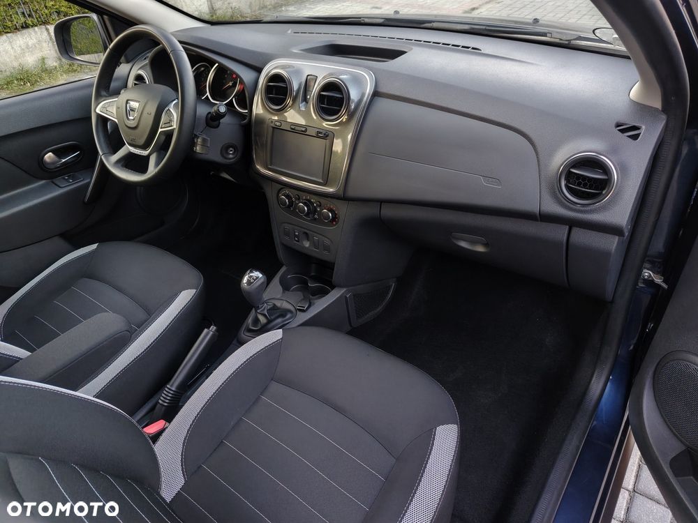 Dacia Sandero - 8