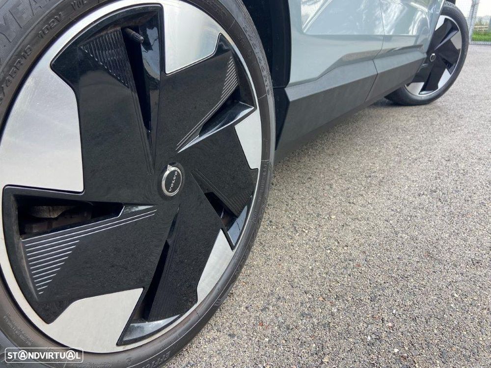 Volvo EX30 69 kWh Twin Motor Ultra - 6