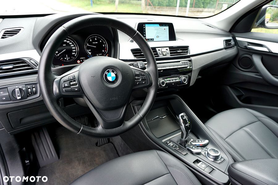 BMW X1 sDrive18d xLine sport - 22