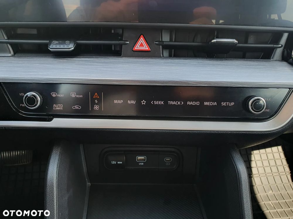 Kia Sportage 1.6 T-GDI M 2WD DCT - 36