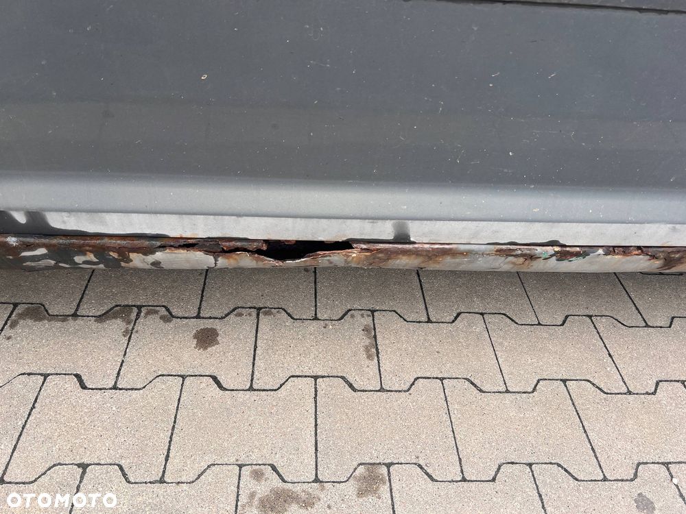 Volkswagen Touran 1.9 TDI Highline - 2