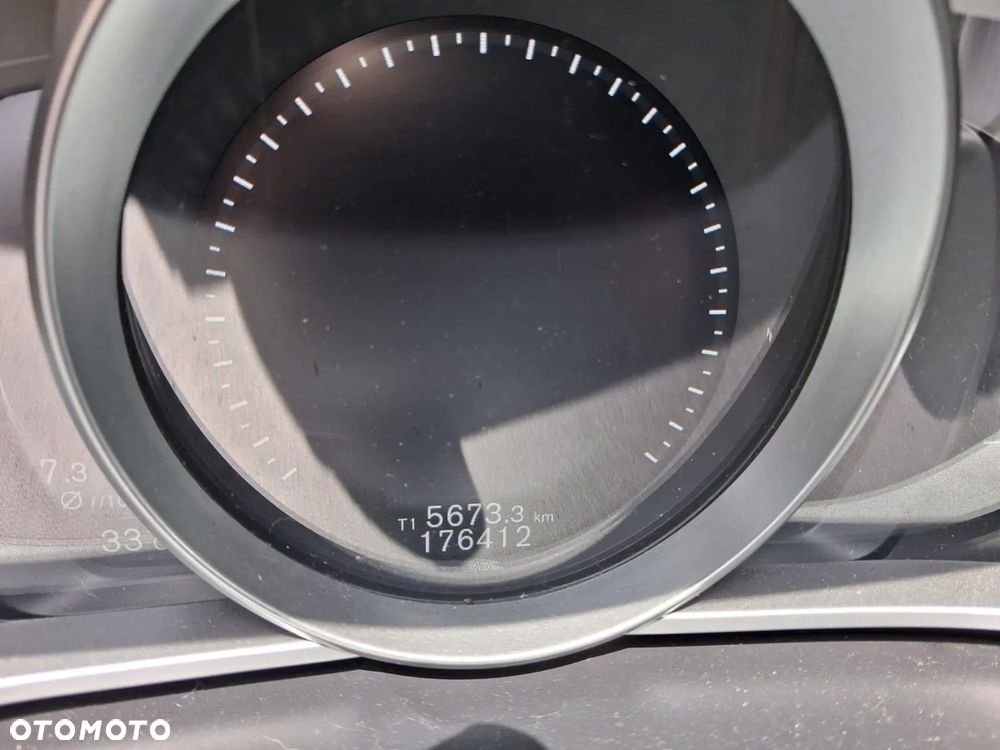 Volvo V40 D3 Drive-E SCR Momentum - 15