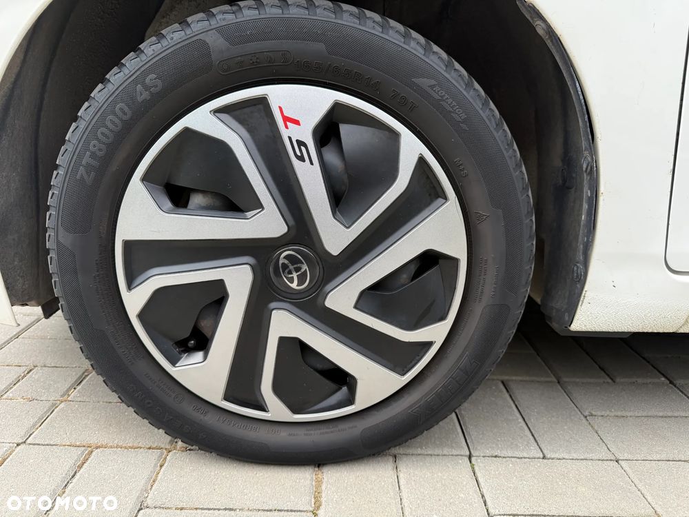 Toyota Aygo 1.0 VVT-i Sprint EU6 - 33